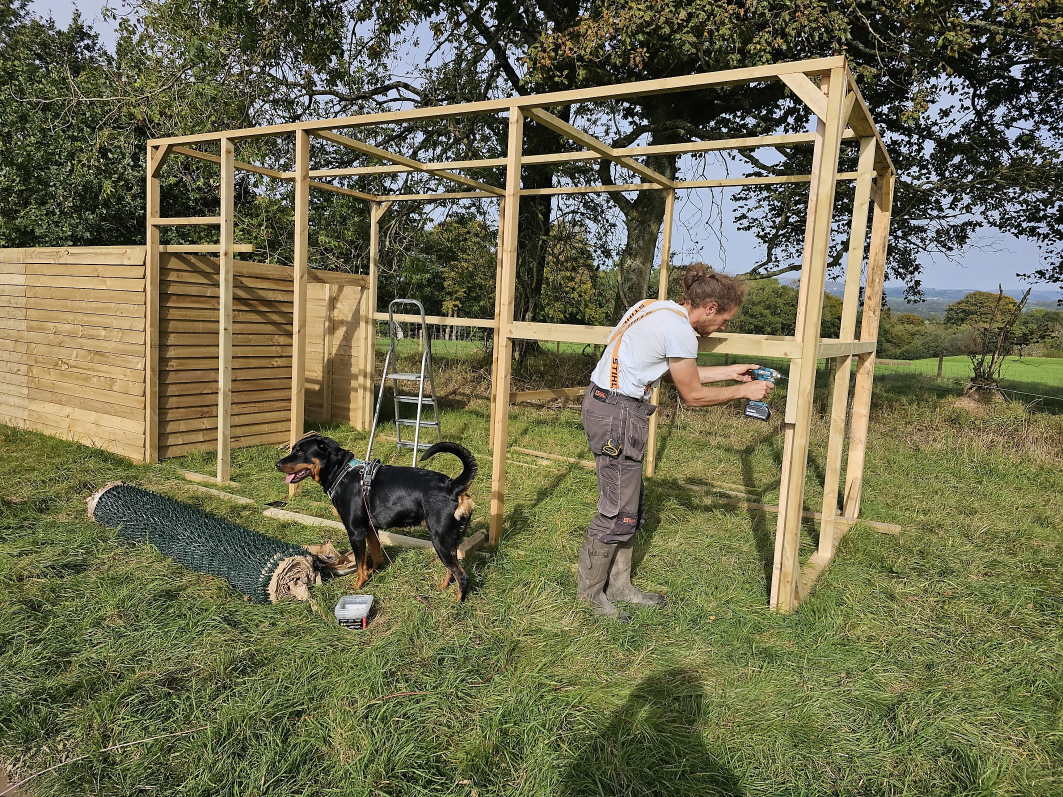 Off-grid farm stay